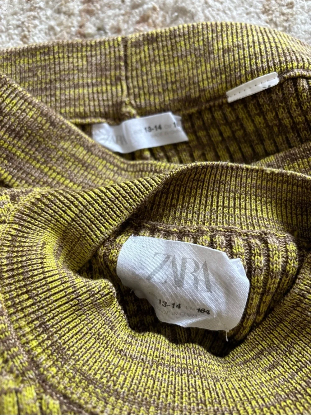 Zara /Yellow Green Long Sleeve Top and Flare Pants Matching Set Girls Size 13-14